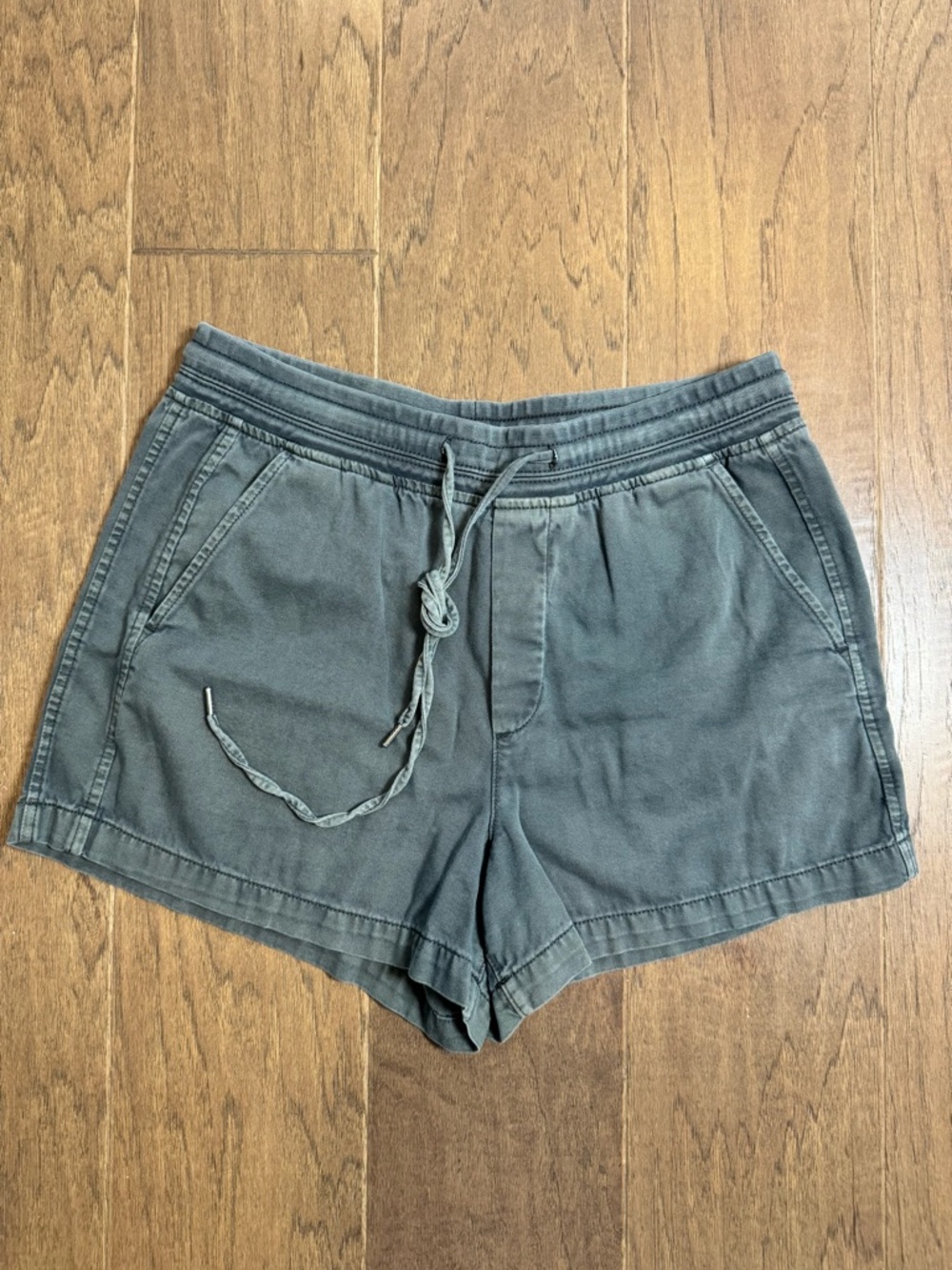 Gap Women's Charcoal Gray Drawstring Soft Casual Shorts